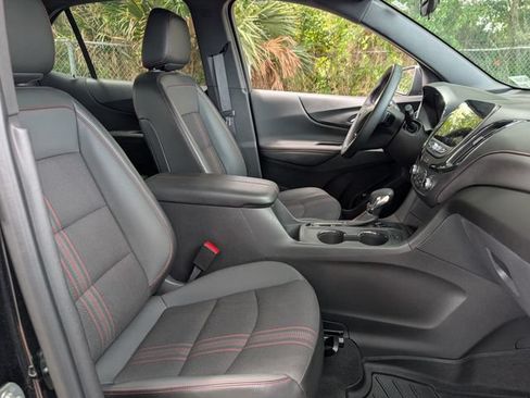 Used 2023 Chevrolet Equinox RS FWD image 32