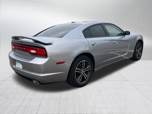 Used 2014 Dodge Charger SXT Plus image 4
