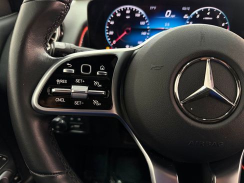 Certified 2023 Mercedes-Benz GLB 250 image 14
