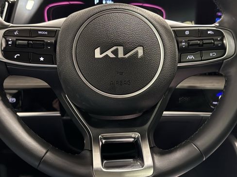Used 2025 Kia Sportage X-Line w/ Premium Package image 21
