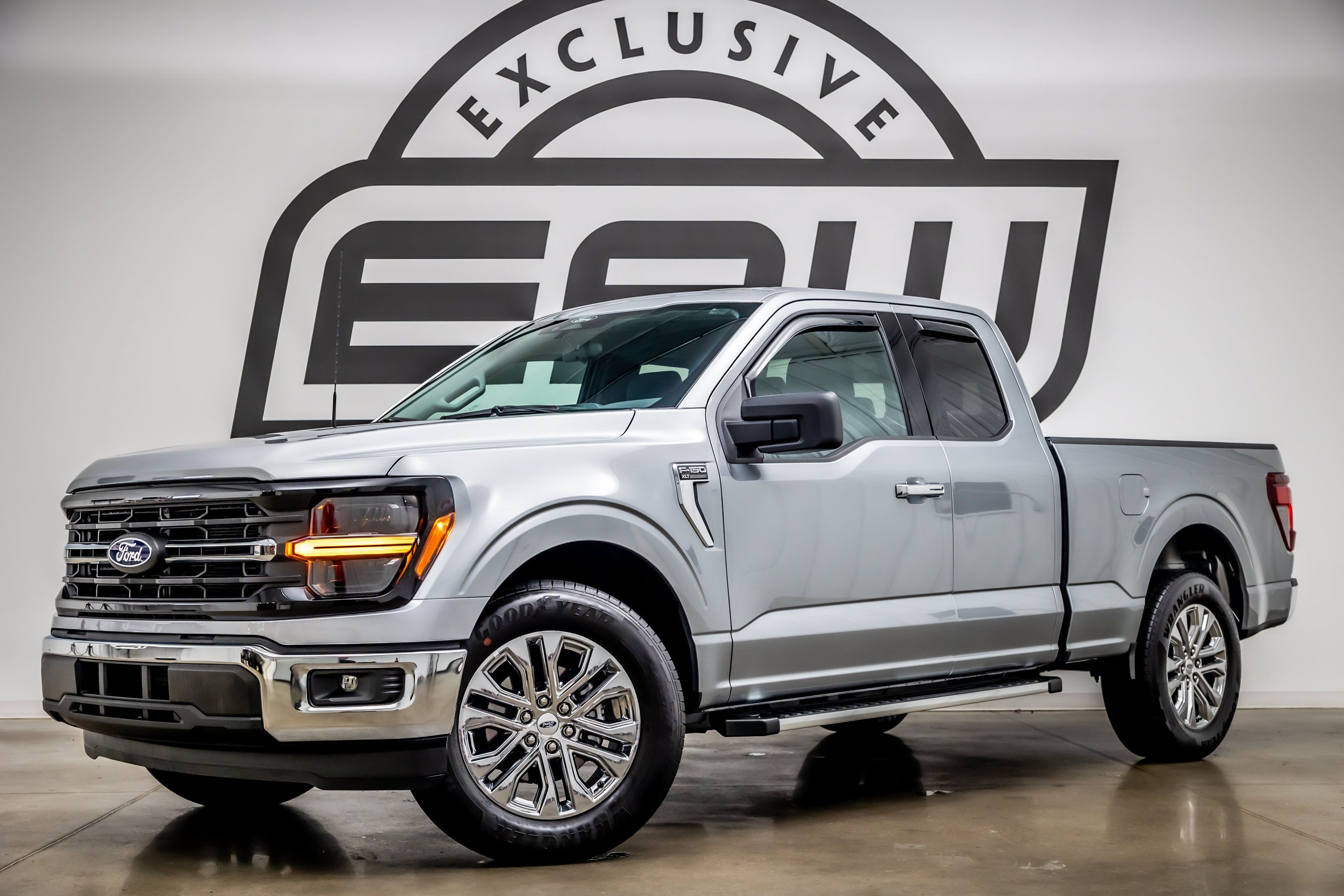 Used 2026 Ford F150 XLT w/ XLT Chrome Appearance Package RWD image 1