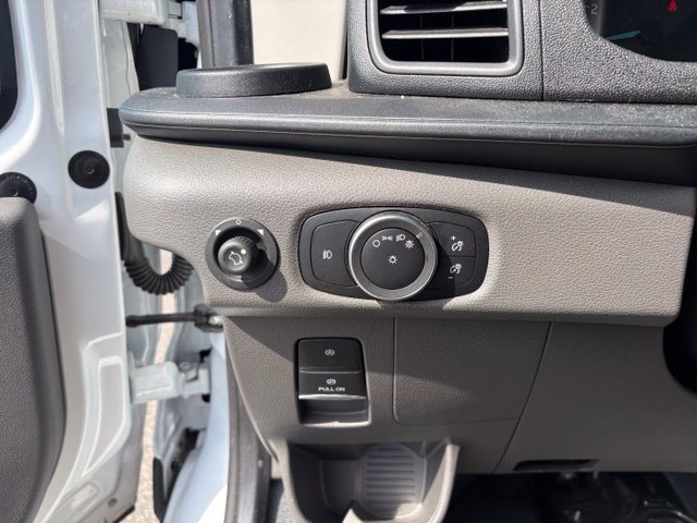 Used 2025 Ford Transit 250 Low Roof w/ Exterior Upgrade Package RWD image 30