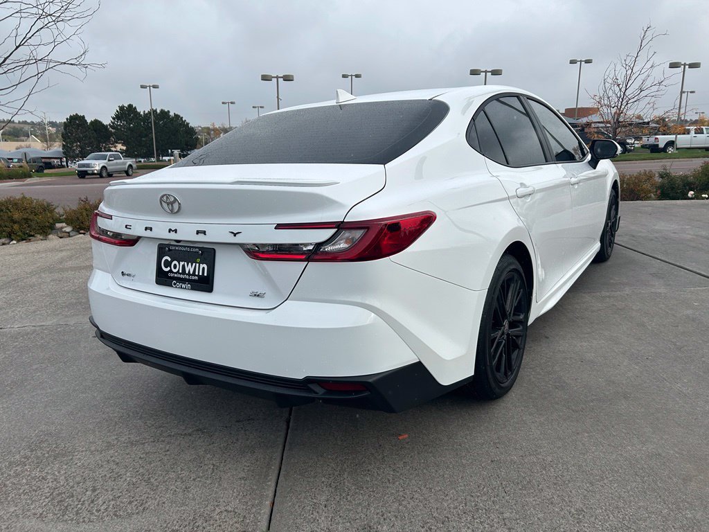 Used 2026 Toyota Camry SE FWD image 8