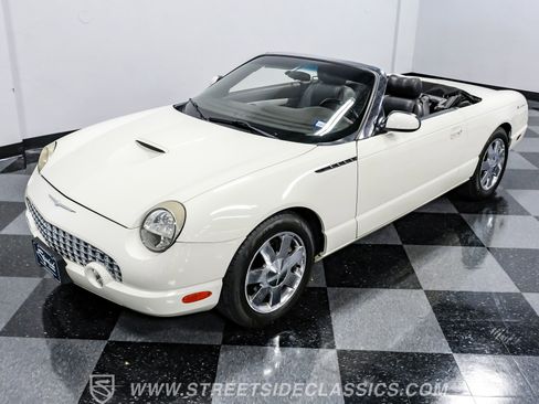 Used 2002 Ford Thunderbird image 39