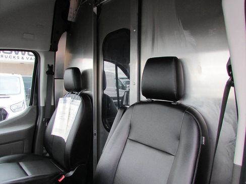 Used 2023 Ford Transit 250 148 High Roof Extended w/ Load Area Protection Package RWD image 14