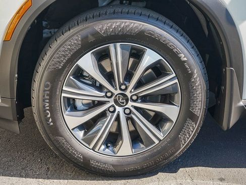 Certified 2025 INFINITI QX60 Pure image 9