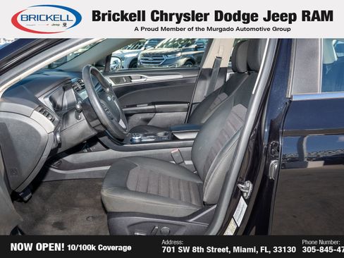 Used 2020 Ford Fusion SE image 15