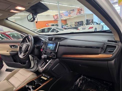 Used 2022 Honda CR-V Touring image 8