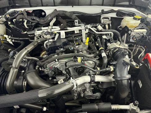 Used 2025 Ford Bronco Outer Banks AWD/4WD image 34