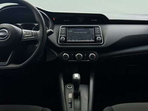 Certified 2025 Nissan Kicks Play S FWD image 24