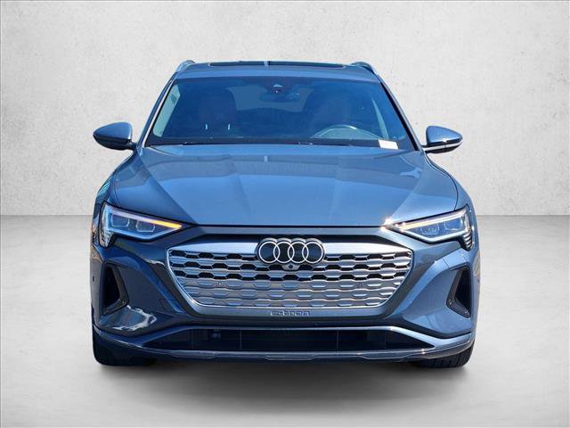 Used 2024 Audi Q8 e-tron Premium Plus AWD/4WD image 2