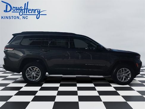 New 2025 Jeep Grand Cherokee L Laredo image 6