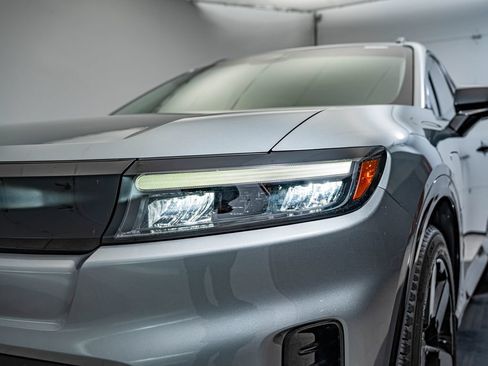 Used 2024 Honda Prologue Elite image 13