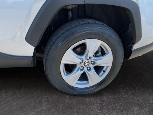 Used 2024 Toyota RAV4 XLE w/ Convenience Package AWD/4WD image 9