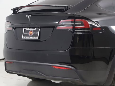 Used 2022 Tesla Model X image 52