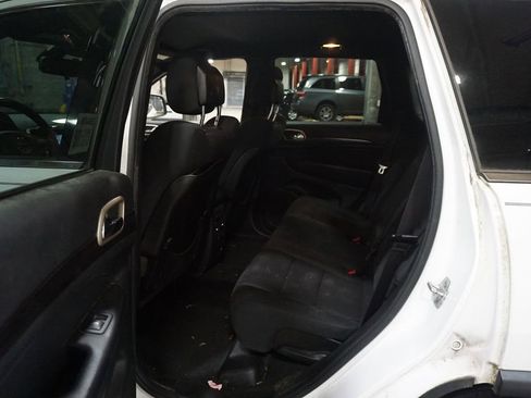 Used 2014 Jeep Grand Cherokee Laredo w/ Quick Order Package 23E image 11