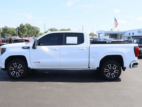 Used 2024 GMC Sierra 1500 AT4 w/ Technology Package AWD/4WD image 6