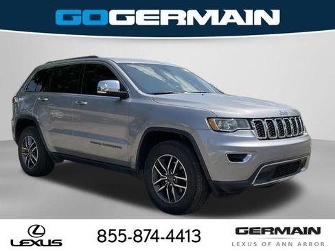 Used 2019 Jeep Grand Cherokee Limited AWD/4WD image 10