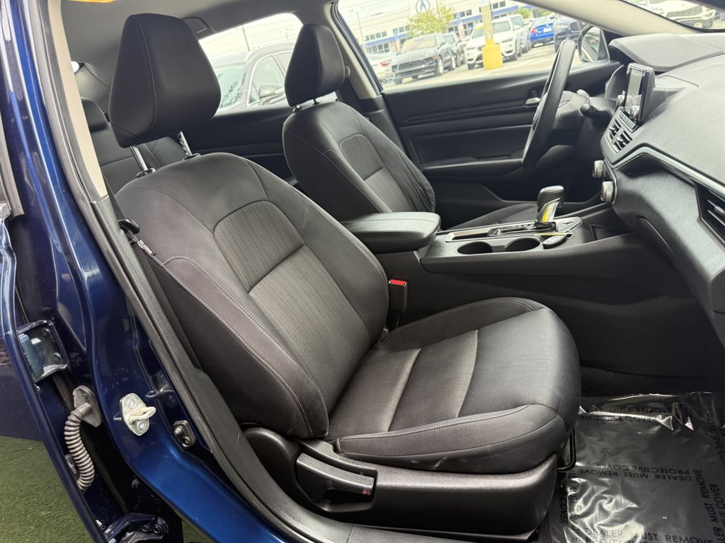 Used 2021 Nissan Altima 2.5 S FWD image 14