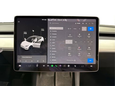 Used 2021 Tesla Model Y Long Range image 13