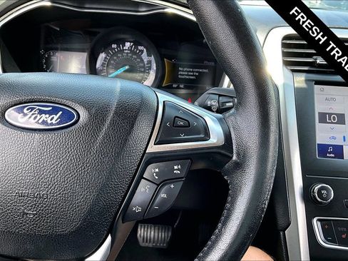 Used 2020 Ford Fusion SEL FWD image 13