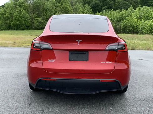 Used 2021 Tesla Model Y Long Range AWD/4WD image 6