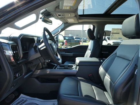 New 2026 Ford F250 Lariat w/ Black Appearance Package AWD/4WD image 17