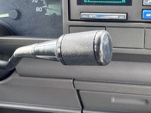 Used 1994 Chevrolet Silverado 1500 2WD Regular Cab image 16