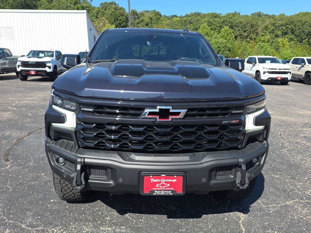 Used 2024 Chevrolet Silverado 1500 ZR2 w/ ZR2 Bison Edition AWD/4WD image 3