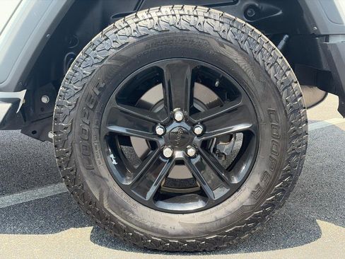 Used 2021 Jeep Wrangler Unlimited Sport AWD/4WD image 9