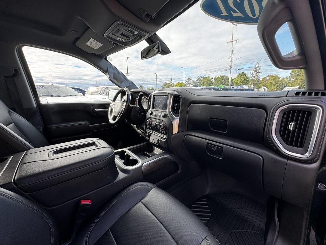 Used 2021 Chevrolet Silverado 1500 LTZ AWD/4WD image 29