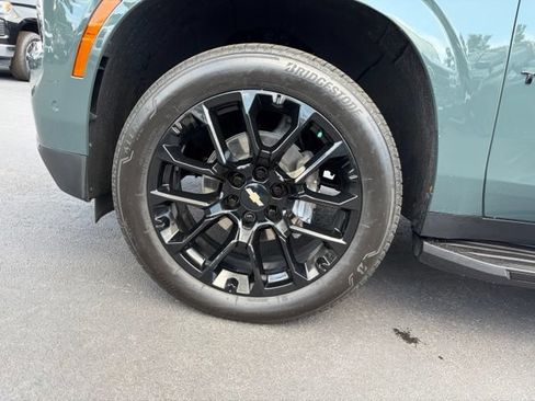 Used 2025 Chevrolet Tahoe RST w/ Comfort Package RWD image 10