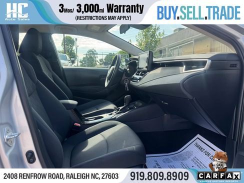 Used 2022 Toyota Corolla LE FWD image 19