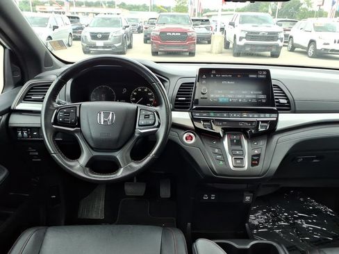 Used 2025 Honda Odyssey Sport-L image 16
