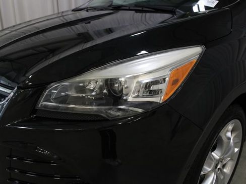 Used 2015 Ford Escape Titanium w/ Equipment Group 301A AWD/4WD image 37