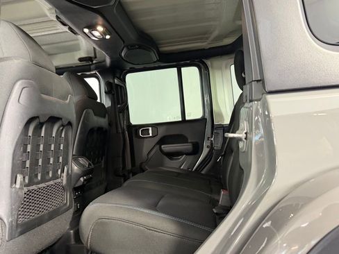 Used 2023 Jeep Wrangler Unlimited Rubicon 4xe w/ Steel Bumper Group image 33