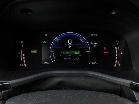 Used 2026 Toyota Camry SE FWD image 37