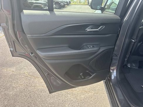 New 2026 Jeep Grand Cherokee Laredo X AWD/4WD image 15