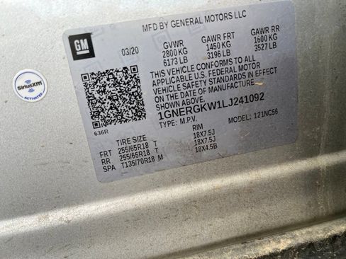 Used 2020 Chevrolet Traverse LT FWD image 9