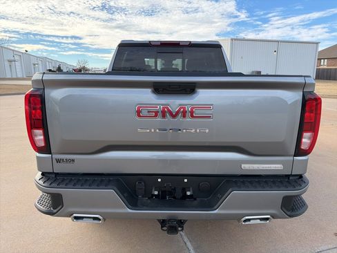 Used 2025 GMC Sierra 1500 Elevation image 4