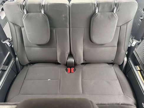 Used 2022 Ford Explorer XLT AWD/4WD image 11