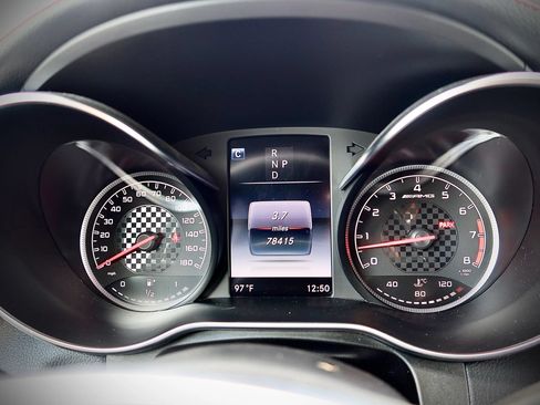 Used 2017 Mercedes-Benz GLC 43 AMG 4MATIC image 28