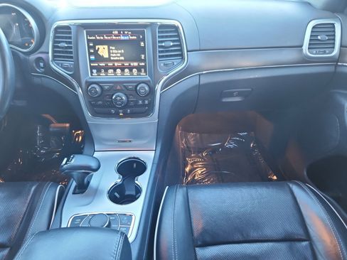 Used 2014 Jeep Grand Cherokee Overland image 21