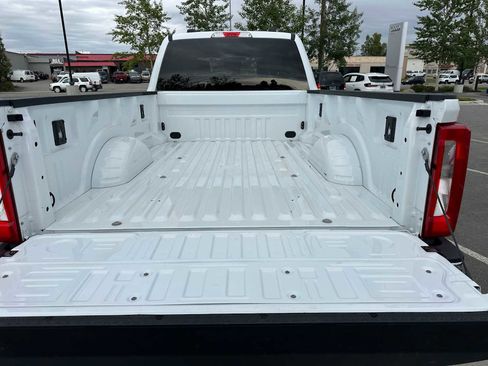 Used 2023 Ford F350 XLT w/ FX4 Off-Road Package image 14