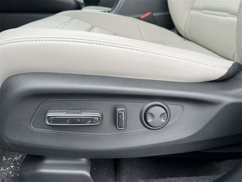 New 2026 Honda CR-V EX-L image 9