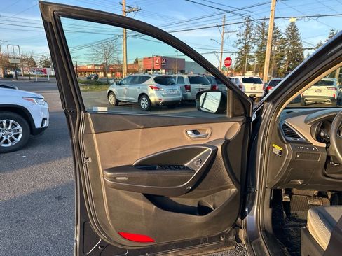 Used 2014 Hyundai Santa Fe Sport w/ Popular Equipment Package 02 image 11