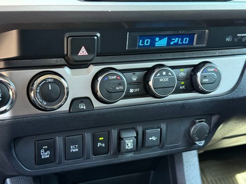 Used 2023 Toyota Tacoma 4x4 Double Cab w/ Trail Edition image 10