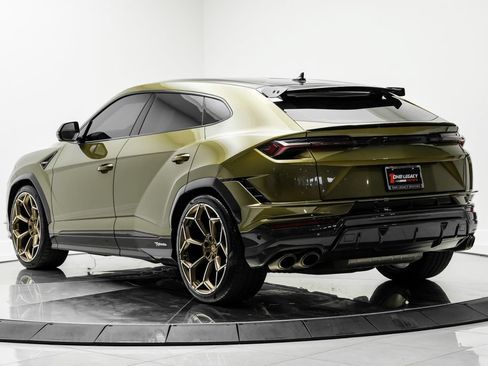 Used 2023 Lamborghini Urus Performante AWD/4WD image 11