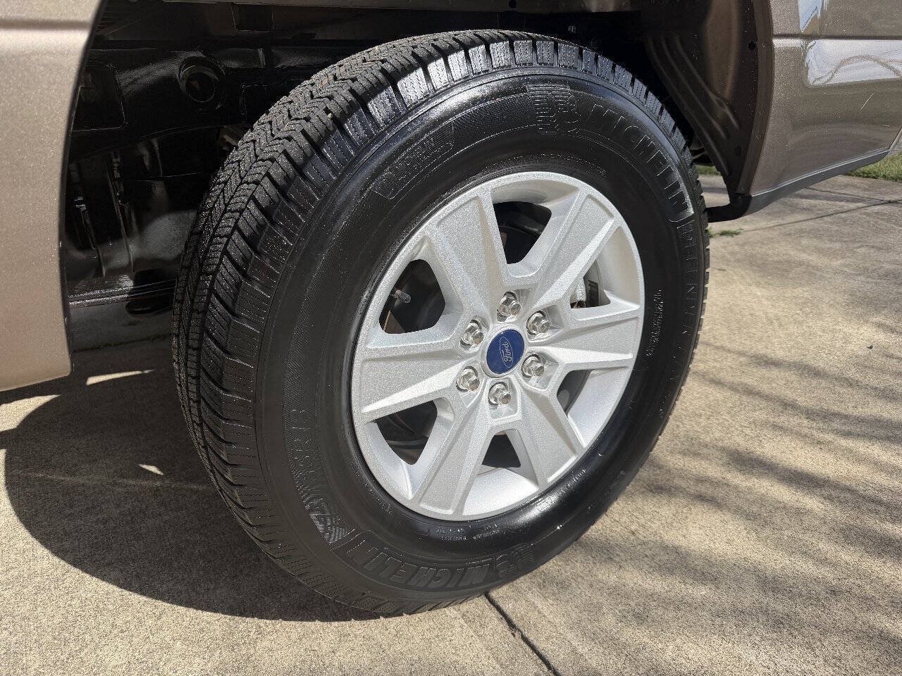 Used 2019 Ford F150 XLT w/ Trailer Tow Package AWD/4WD image 31