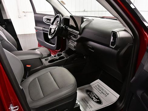 Used 2025 Ford Bronco Sport Badlands w/ Badlands Tech Package AWD/4WD image 28
